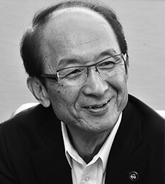 堀内　康男さん
